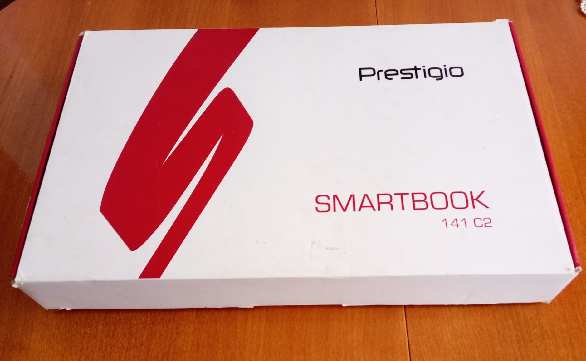 Лаптоп Prestigio 14", като нов.