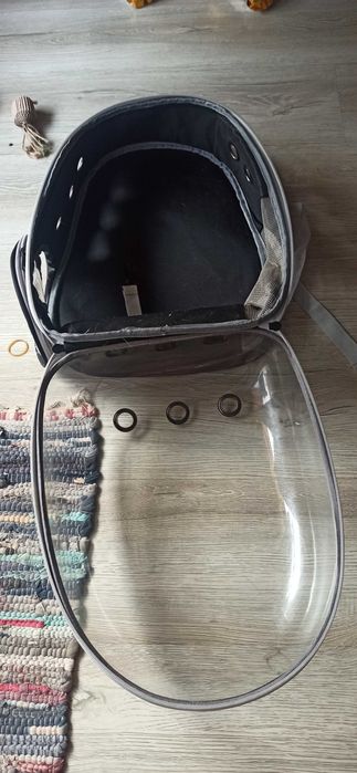 Vand ghiozdan pt ransport animale