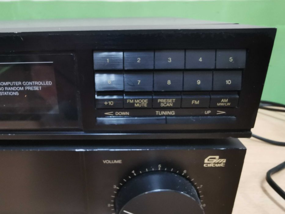Усилвател и тунер JVC
