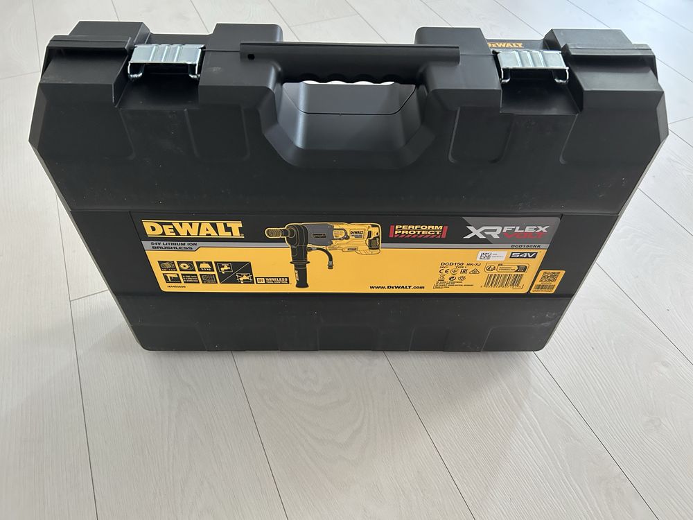 Masina profesionala de carotat Dewalt DCD 150 NK-XJ noua