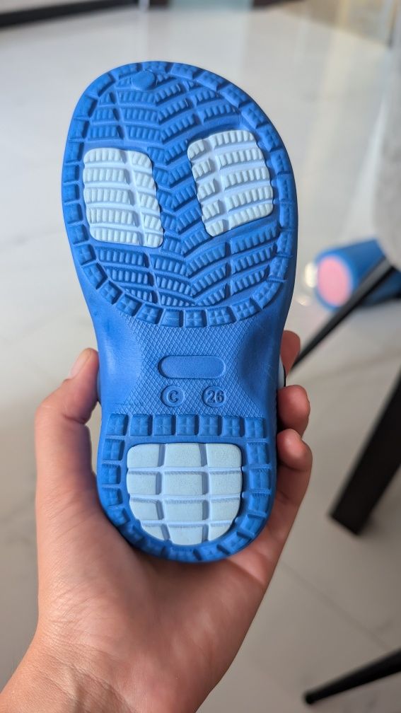 Детски маратонки Adidas + подарък