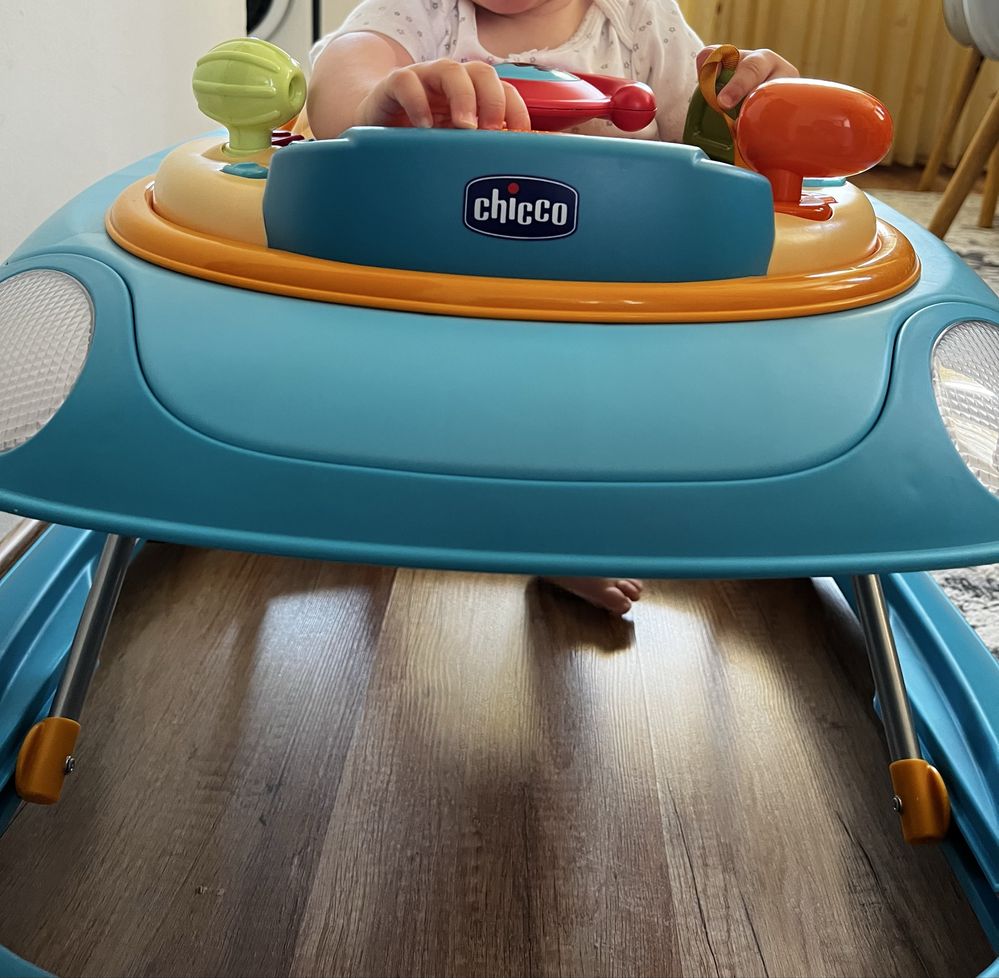 Проходилка Чико Chicco Band