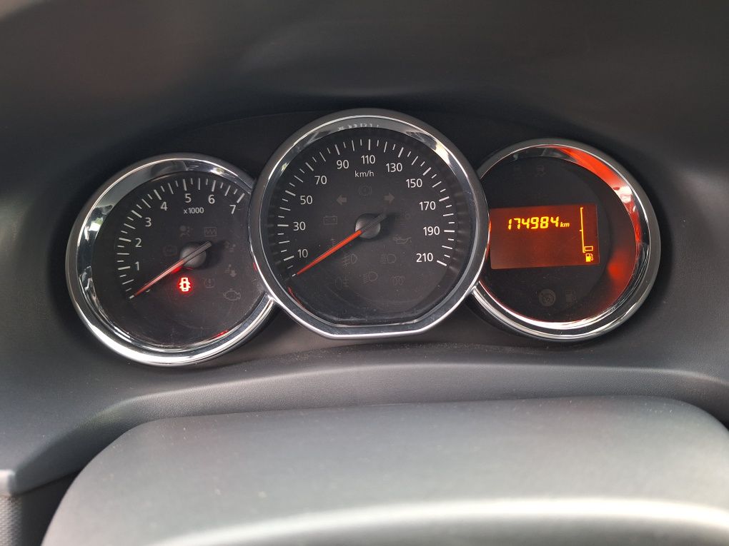 Dacia Logan 2017 - model Laureate 175000 km