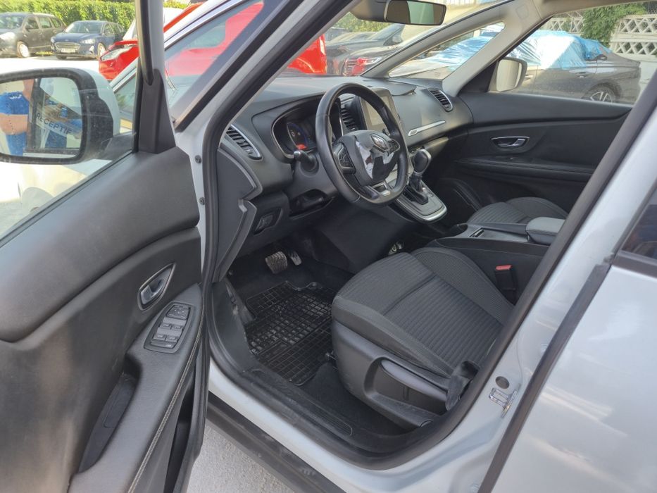 Renault Grand Scenic 7 locuri automat 1.5dci avariat