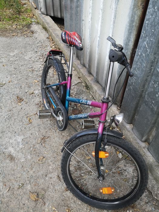 Bicicleta de vânzare