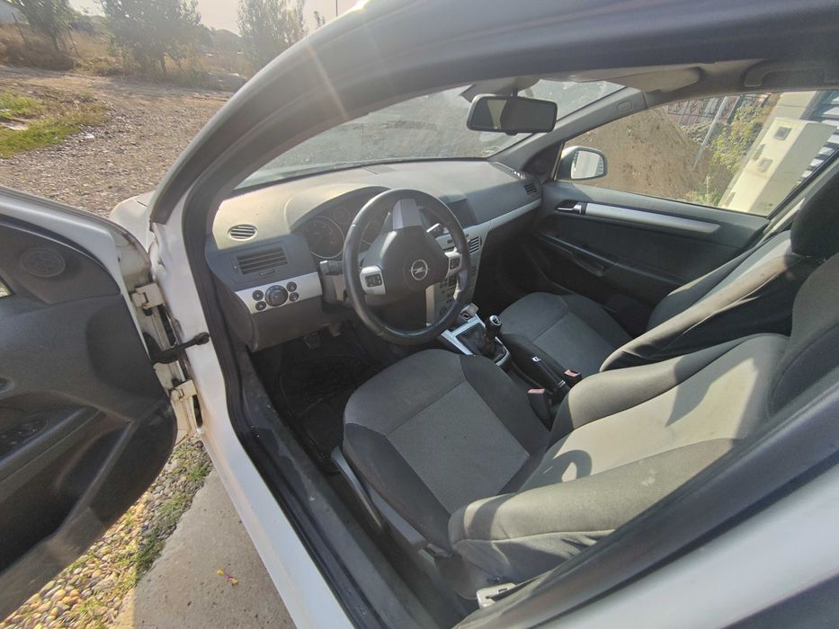 Opel Astra H, an 2010