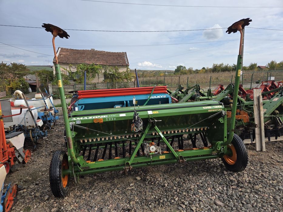 Semanatoare Paioase Amazone D9-30 Special