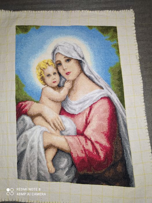 Гоблен Богородица с младенеца