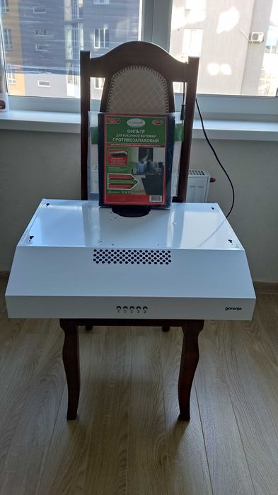 Продается новая вытяжка