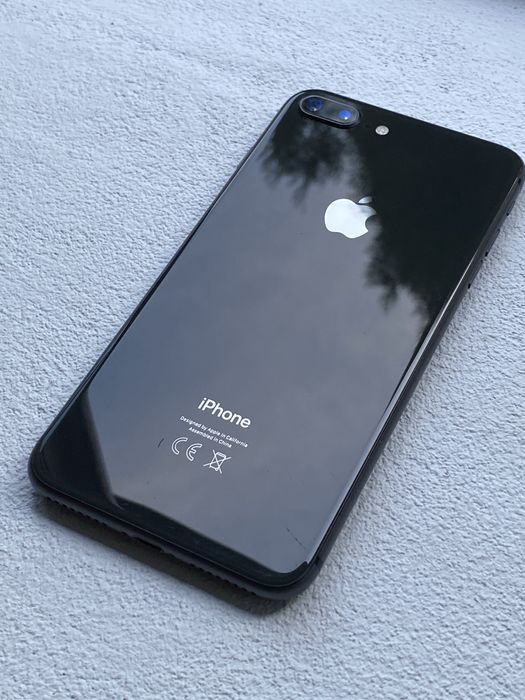 Vând iPhone 8 Plus, Space Gray, 128gb