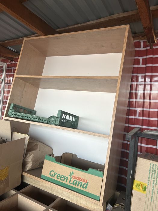 Продам шкаф для магазина