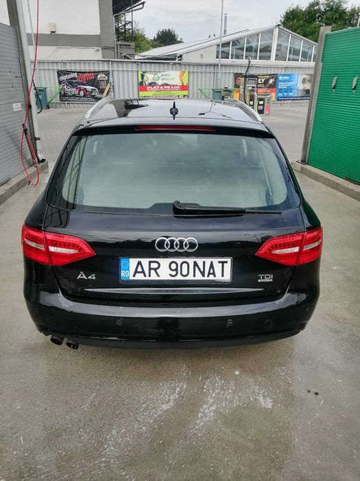 Vând Audi A4 break 2.0 TDI quattro an 2013