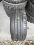 1 Anv vara 255/40/21 Pirelli