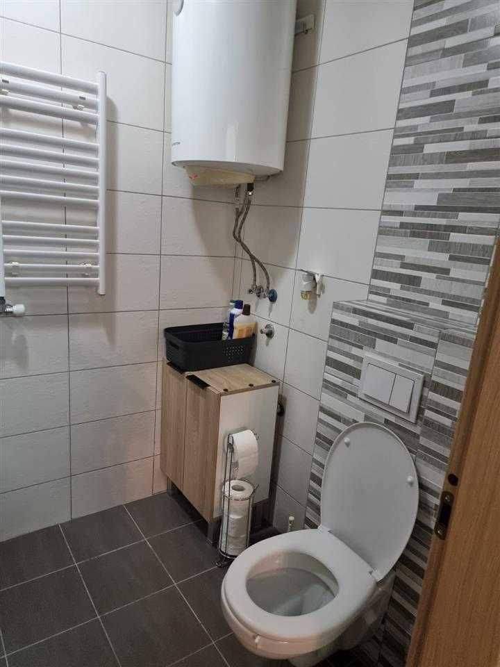 Дава се под наем Двустаен апартамент в София, Център - 60 кв.м за 448.8 € - Снимка #1