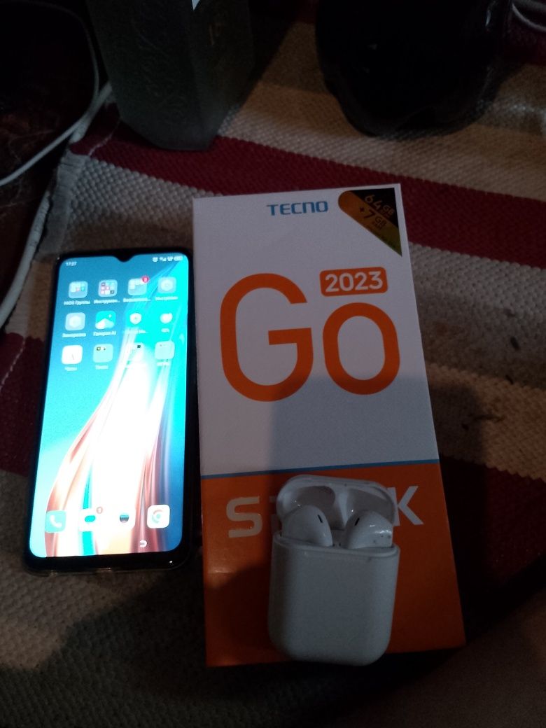 Продам телефон Tecno SPARK Go