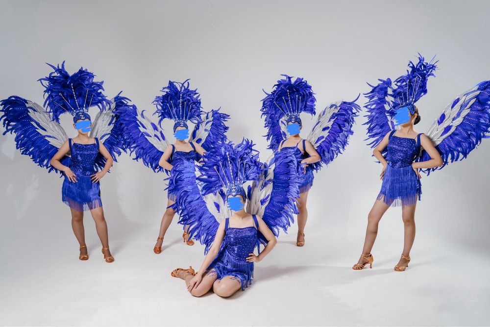 Продам танцевальные костюмы