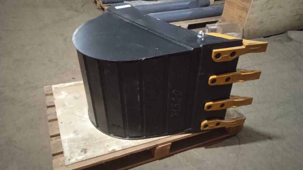 Ковш шириной 600 мм для экскаватора погрузчика TEREX 820,825,970.