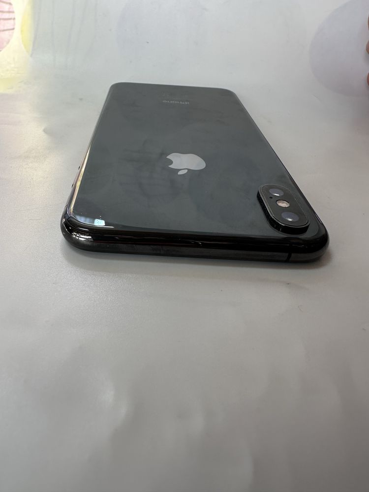 iPhone XS Max 64gb - отличен