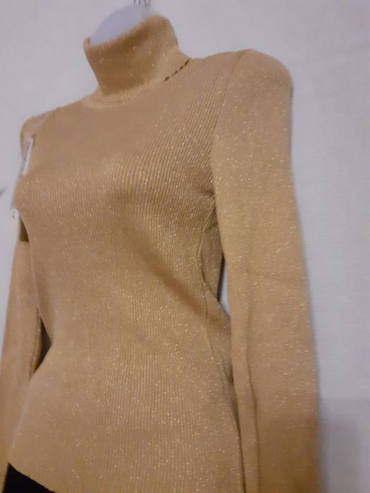 Пуловеры - водолазки нарядный с люрексом