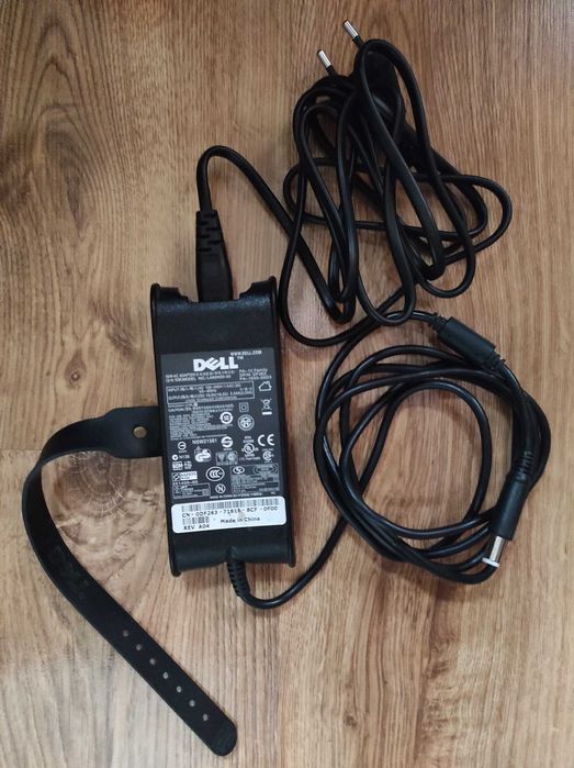Оригинално зарядно за лптоп DELL