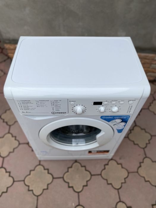 Indesit 5 кг! Узкая,компактная.
