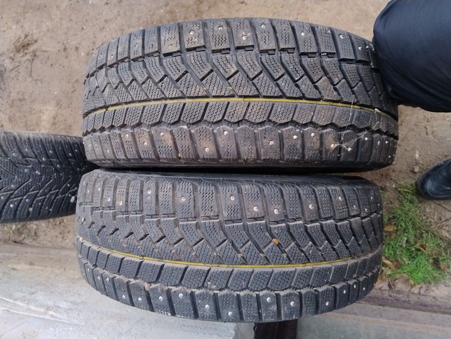 Покрышка 215/55/17