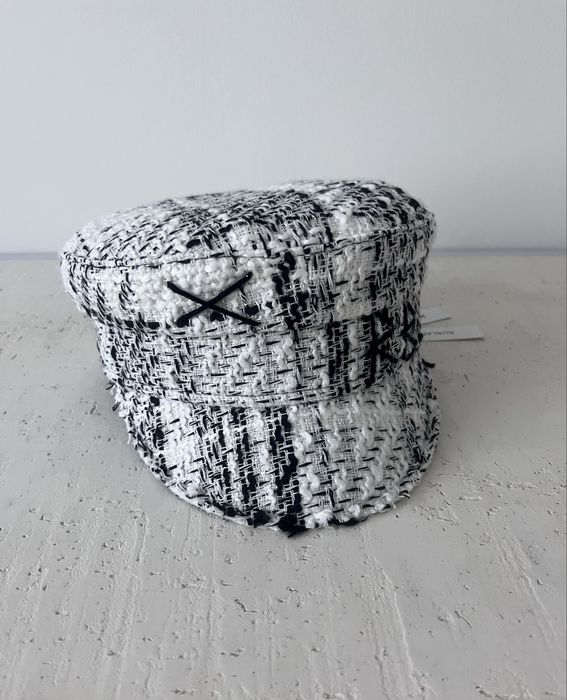 RB шапка New Season