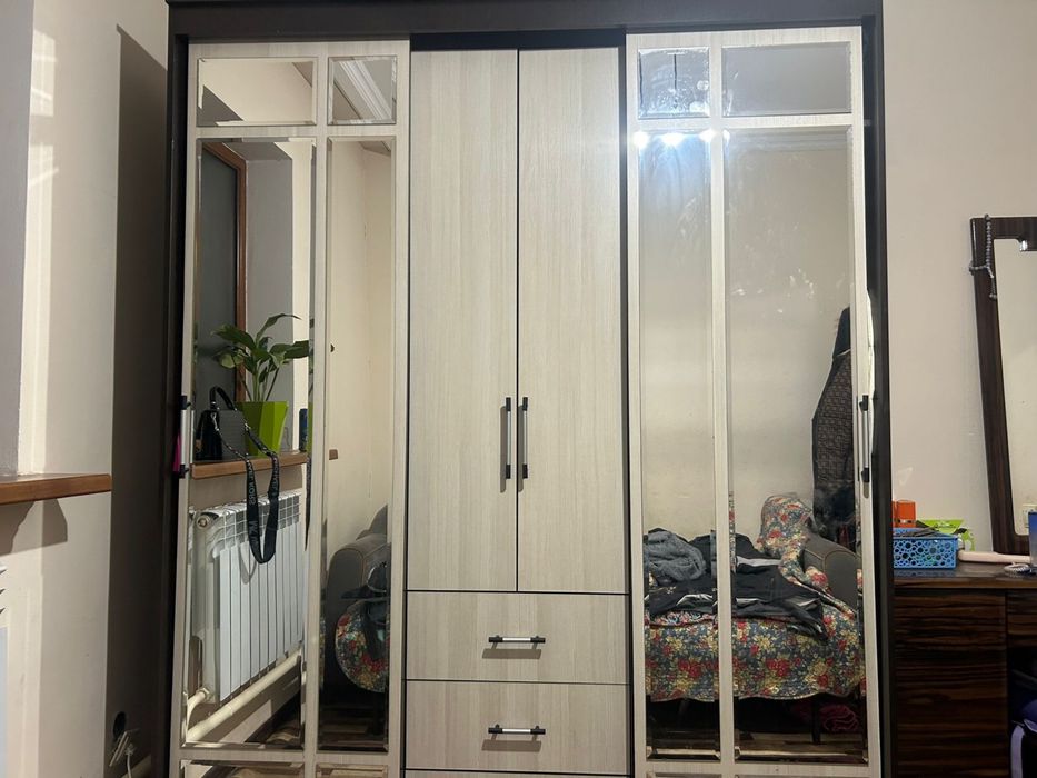 Шифонер в хорошем состоянии