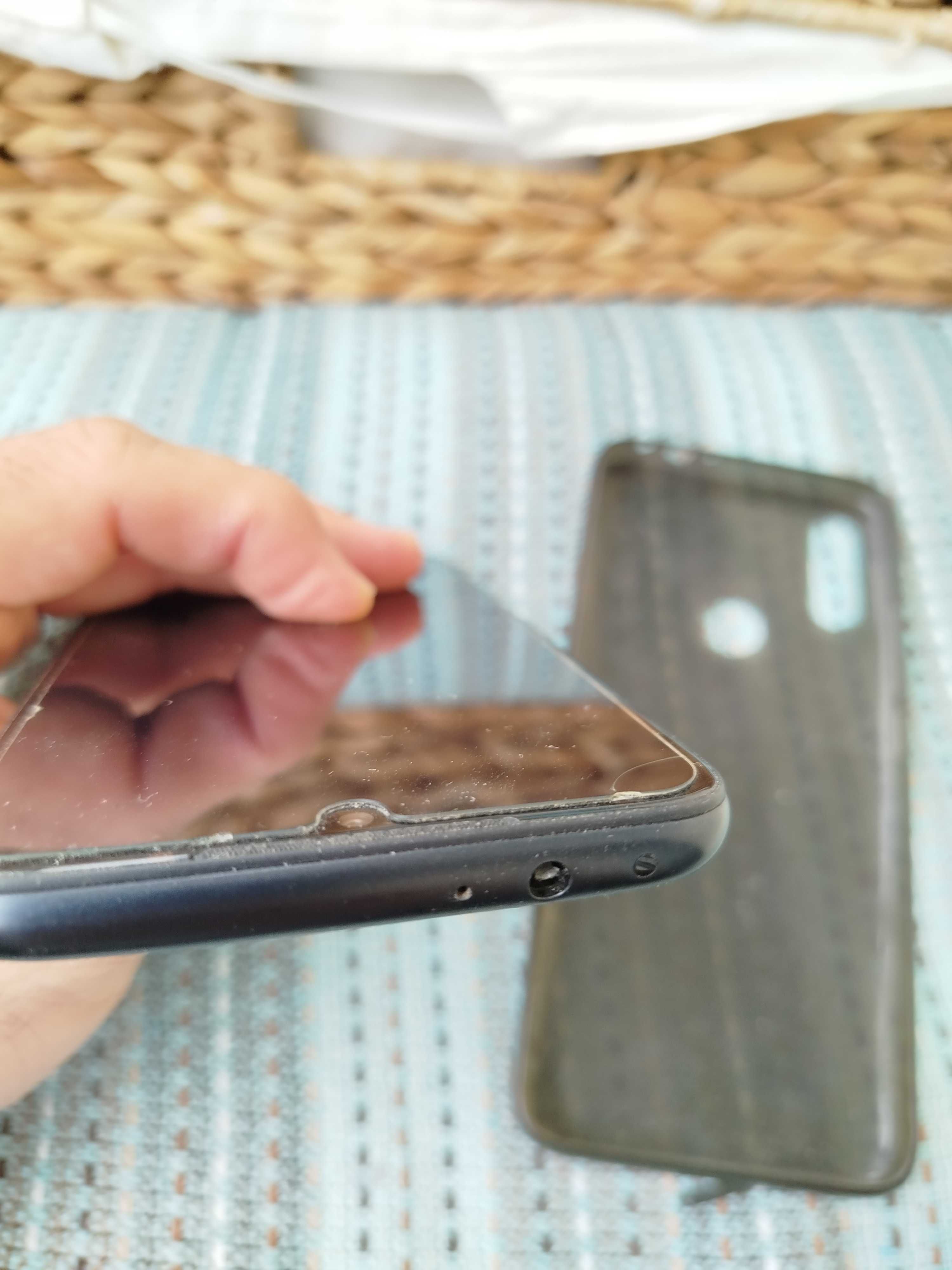 Xiaomi Redmi 7 за части, подута батерия