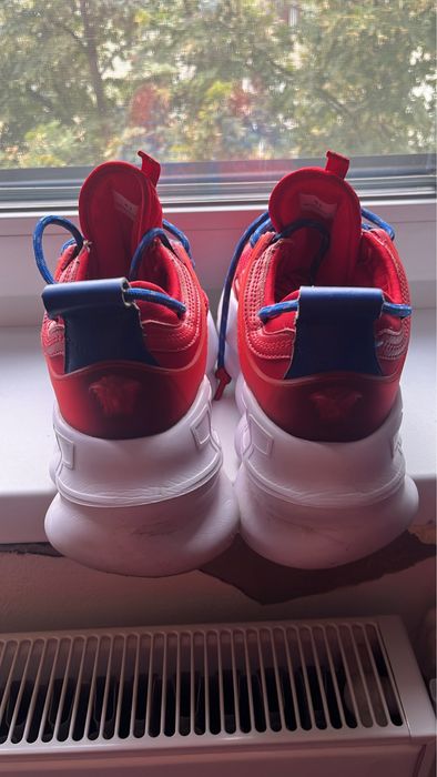 Versace Chain Reaction (Rosu cu talpa alba si sireturi albastrure)