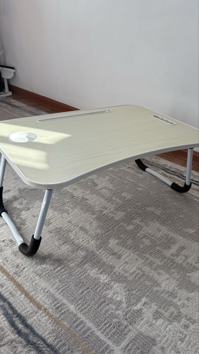 Столик для ноутбука 40x60x37