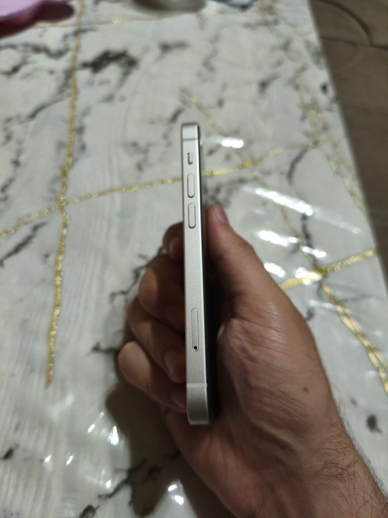 Iphone 13 mini ideal