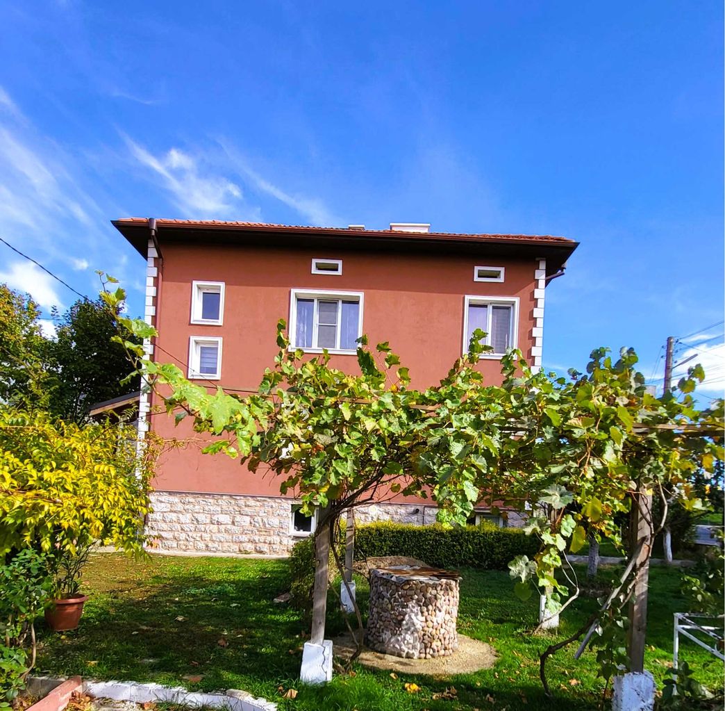 Продава се Къща в Годеч - 164 кв.м за 2135 €/кв.м - Снимка #3