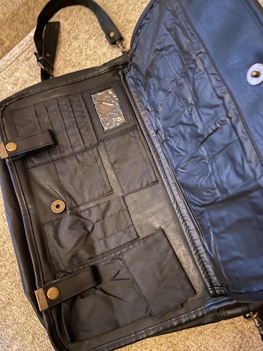 Geanta umar pentru acte sau laptop