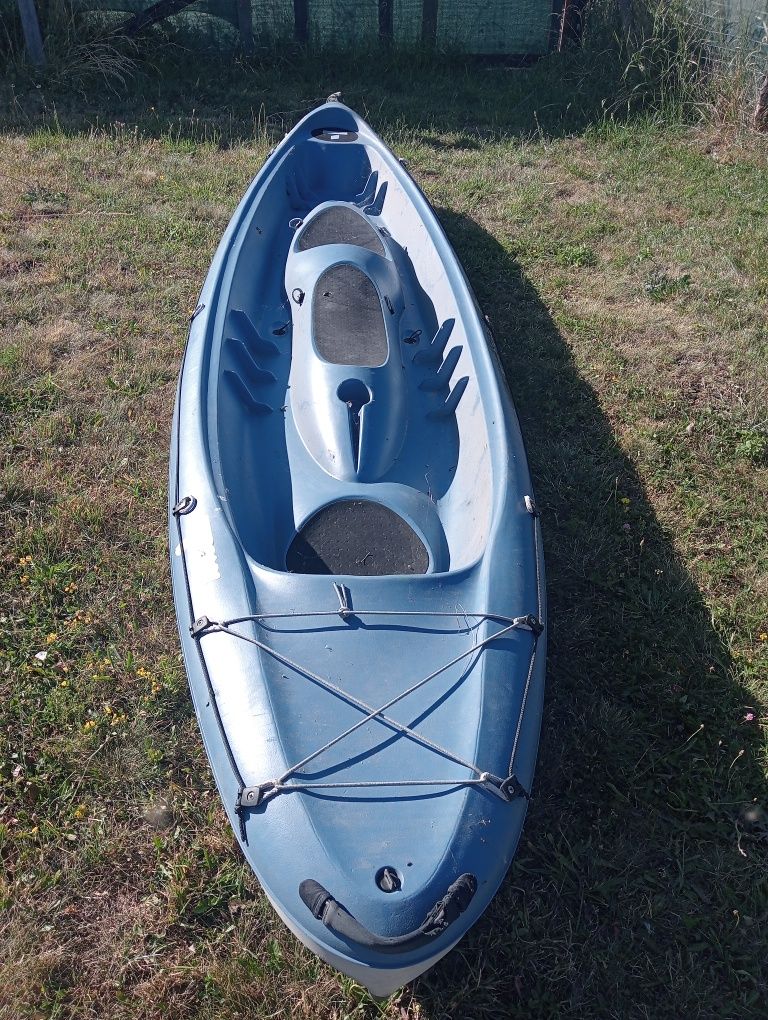 Vând caiac Tobago