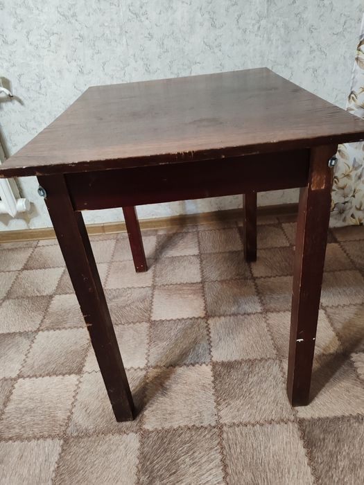 Стол обеденный б/у