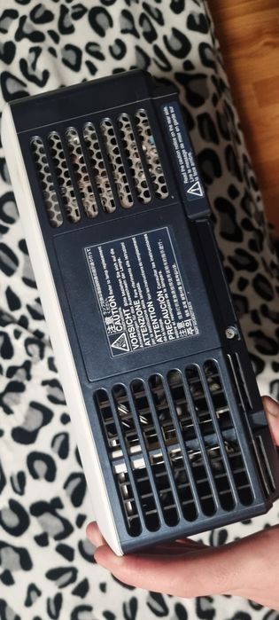 Videoproiector Mitsubishi xl 550 u