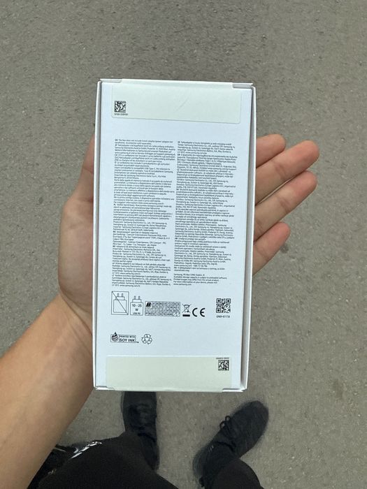 Продавам чисто нов телефон SAMSUNG GALAXY A17 5G 128GB 4RAM