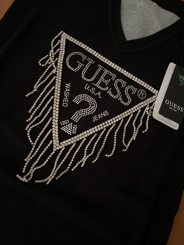 Блузи GUESS нови с етикети