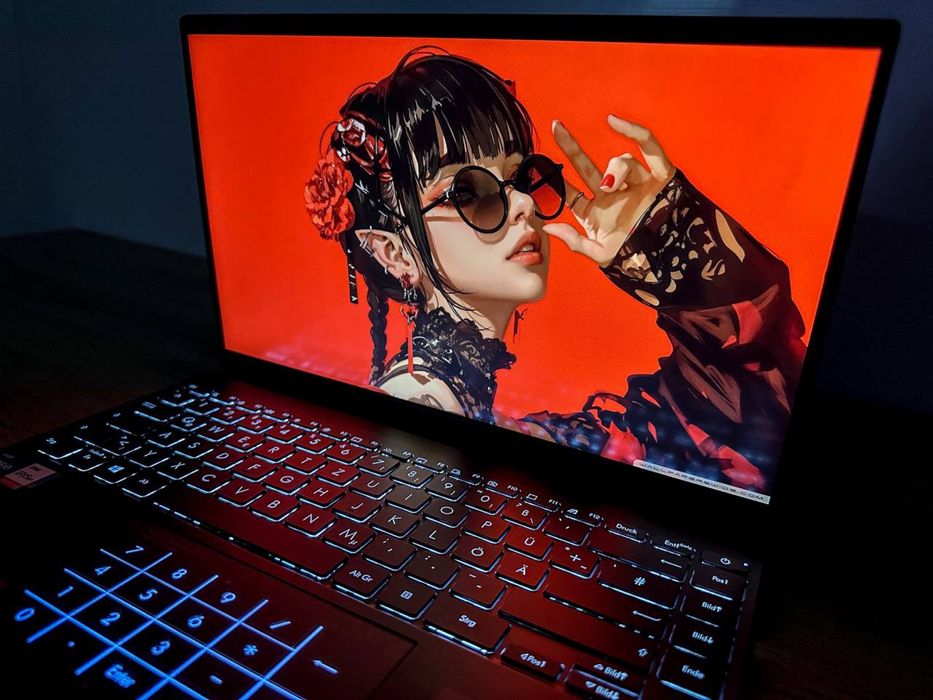 Asus ZenBook Core I7 kuchli notebook