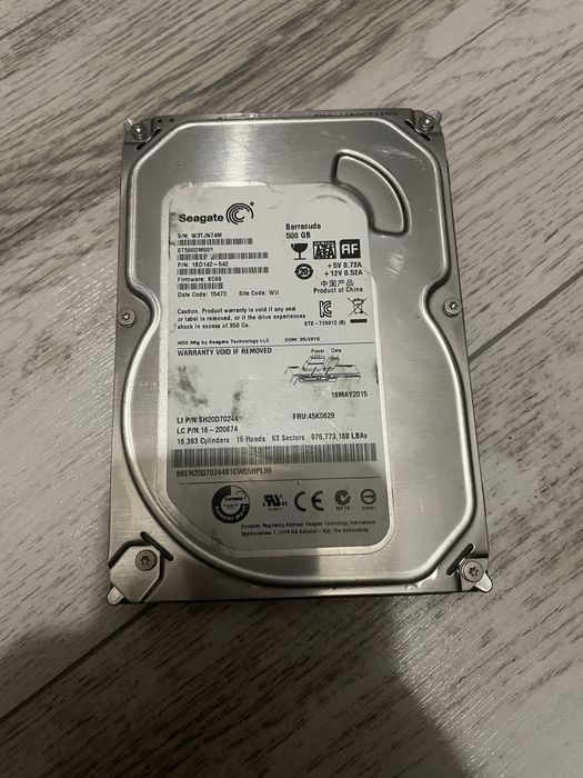 Carcasa pc + sursa pc 550w + hdd 1000GB + hdd 500 GB gratis