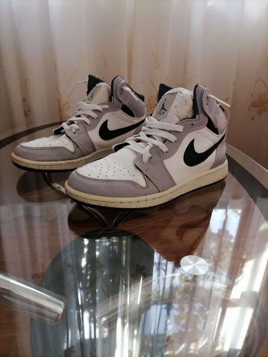 Adidași Nike Air Jordan 1 Mid