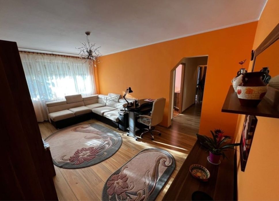 Apartament 3 camere de inchiriat