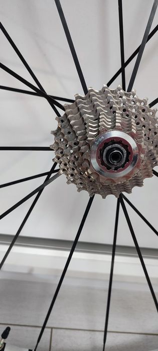 Roată cursiera spate 10-11viteze