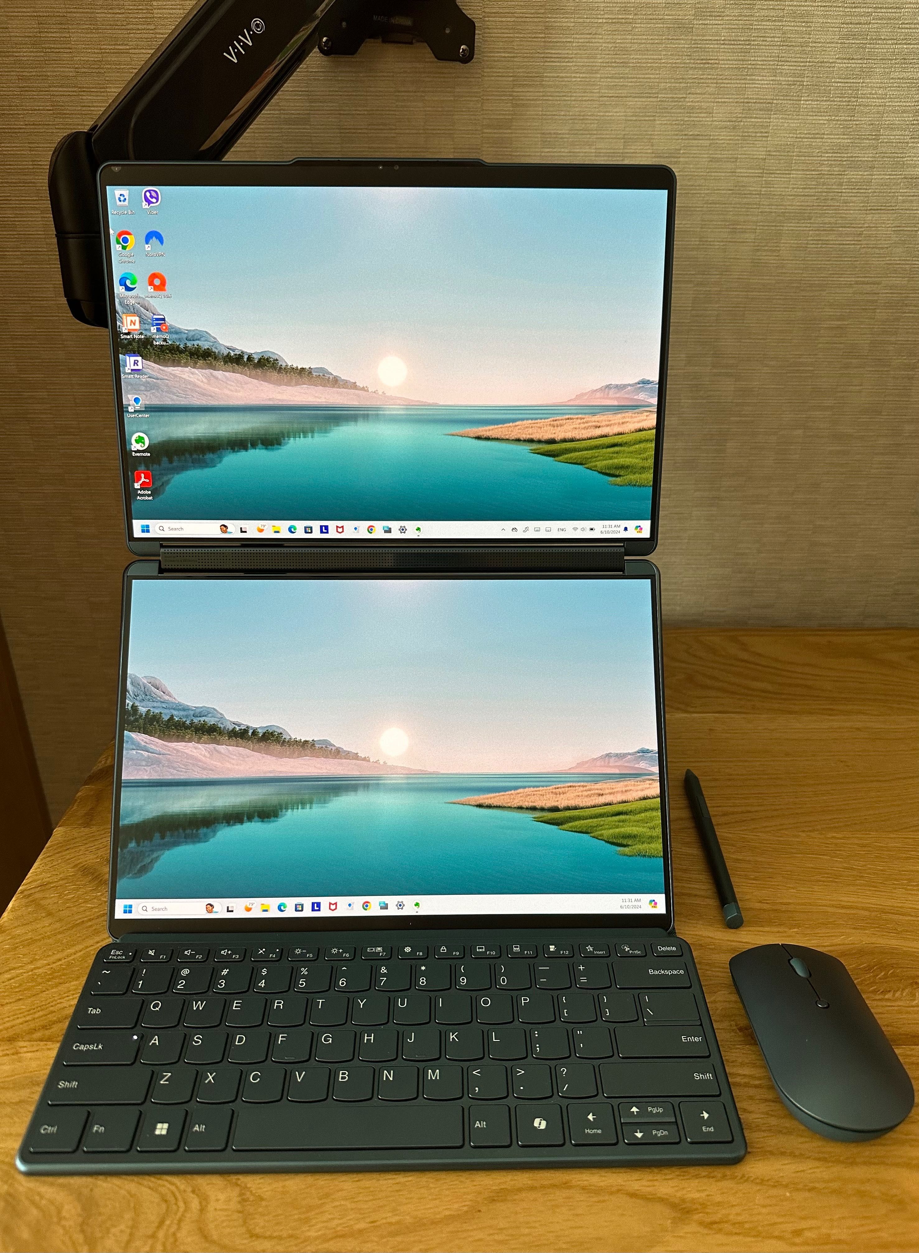 Лаптоп Lenovo Yoga Book 9 13IMU9
