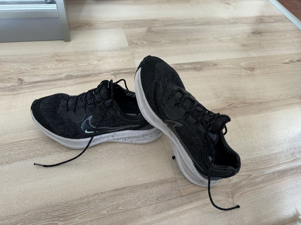 Nike Zoom Winflo 8 Shield DC3727-001. Размер 42.5