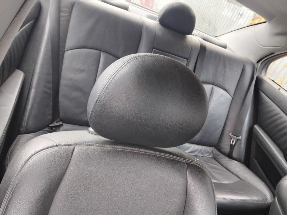 Vand masina mercedes benz