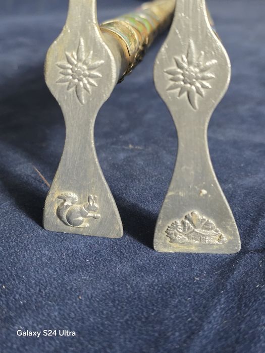 Piolet pentru drumetie