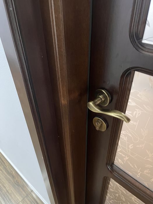 Usi lemn masiv 4 buc