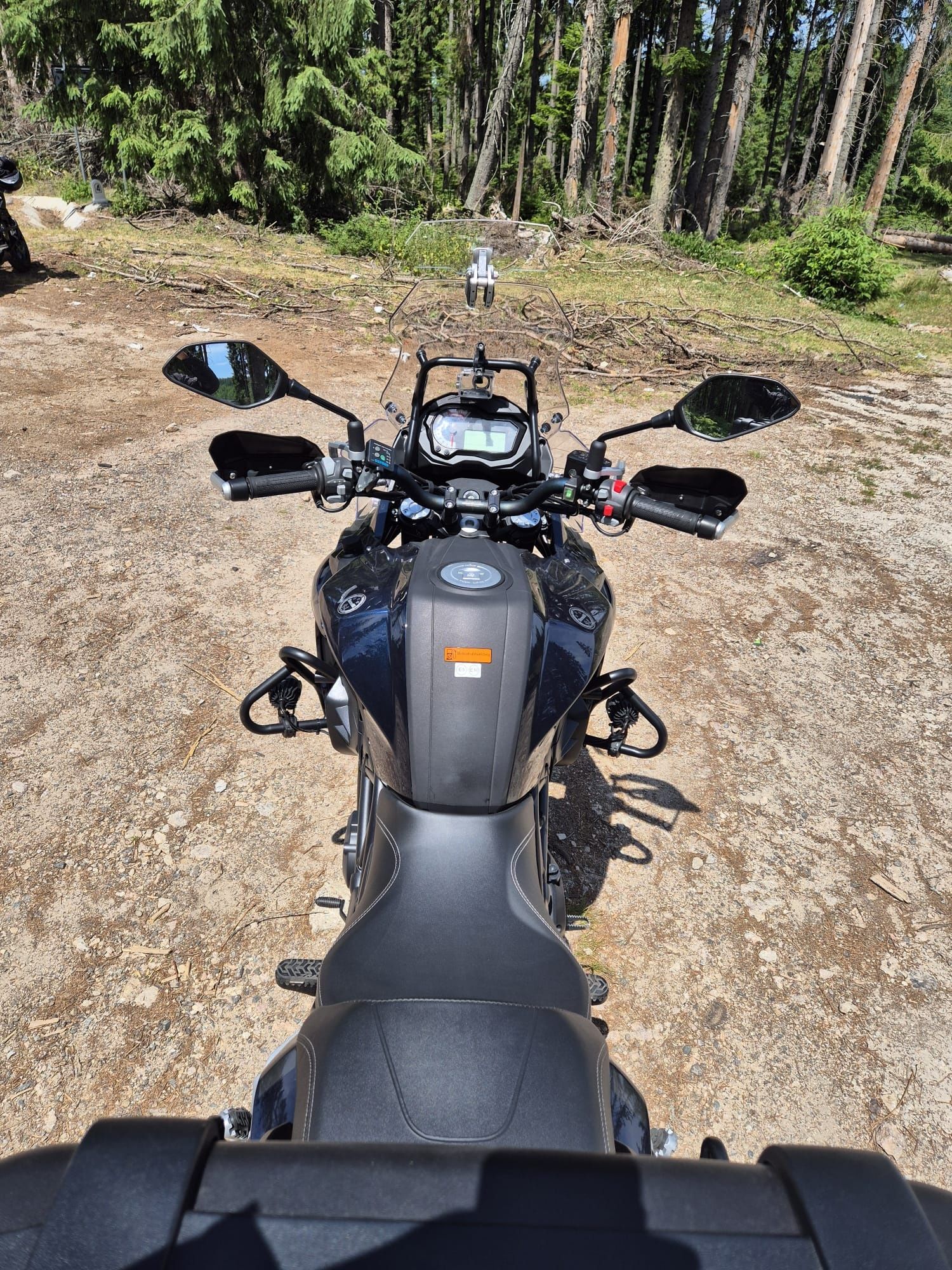 Benelli TRK 502X FULL